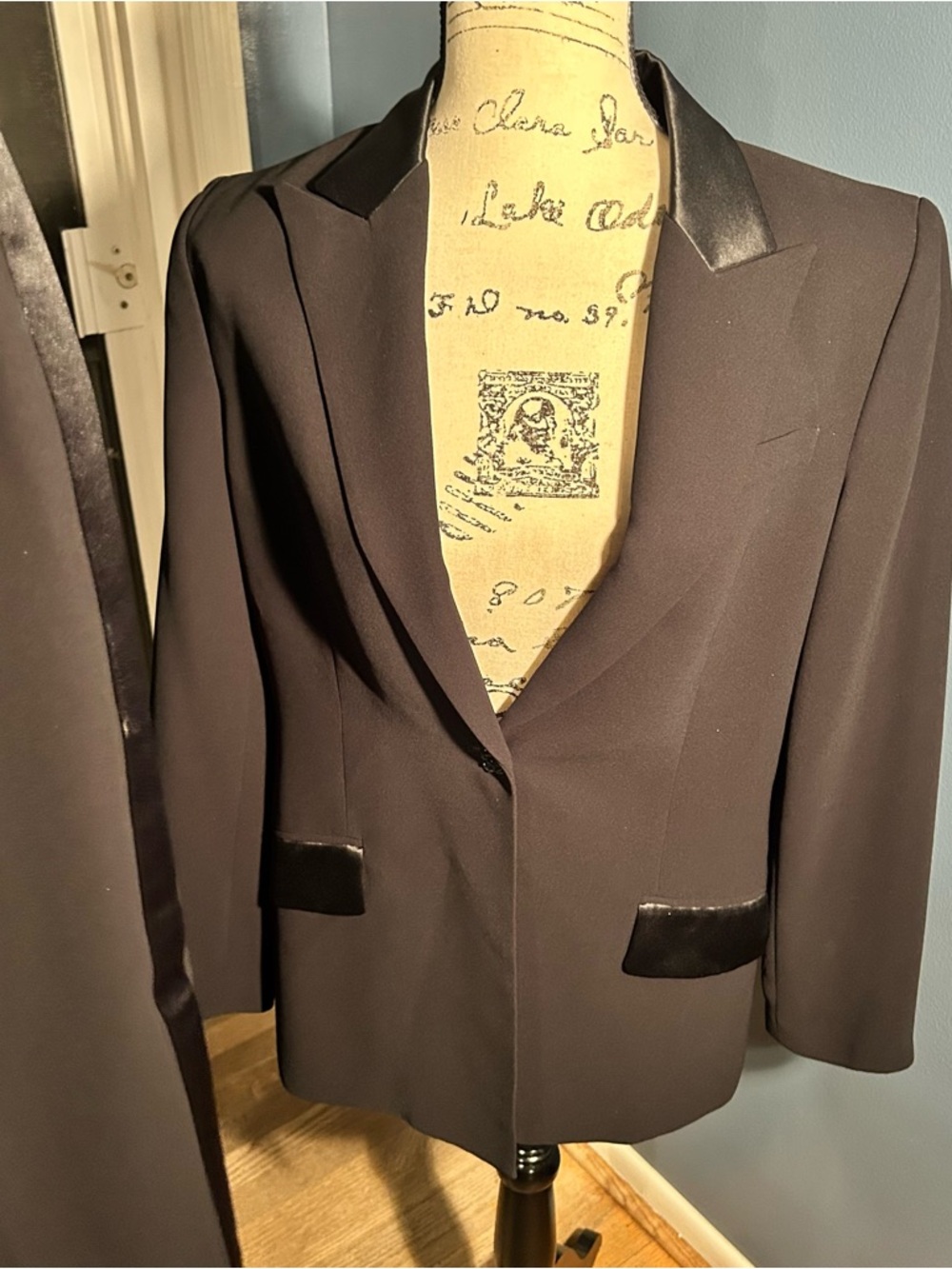 Amanda Smith Tuxedo style suit.